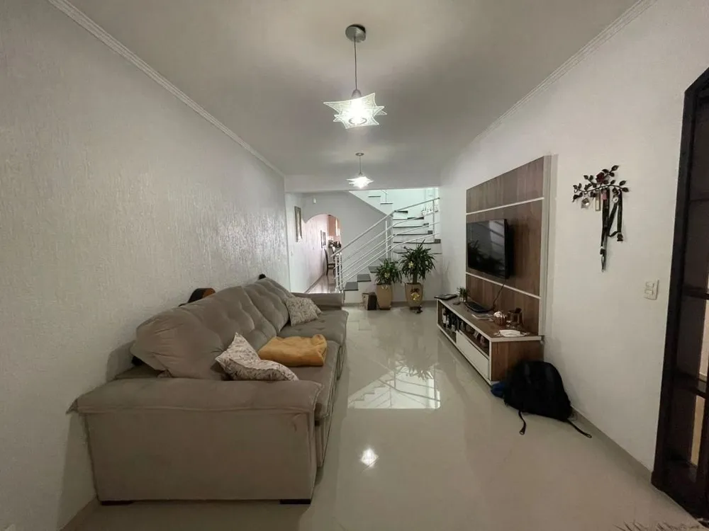 Sobrado, 4 quartos, 208 m² - Foto 1