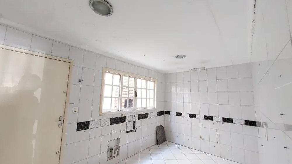 Sobrado, 3 quartos, 274 m² - Foto 3