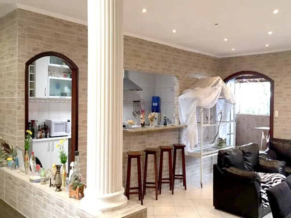 Sobrado, 3 quartos, 220 m² - Foto 2