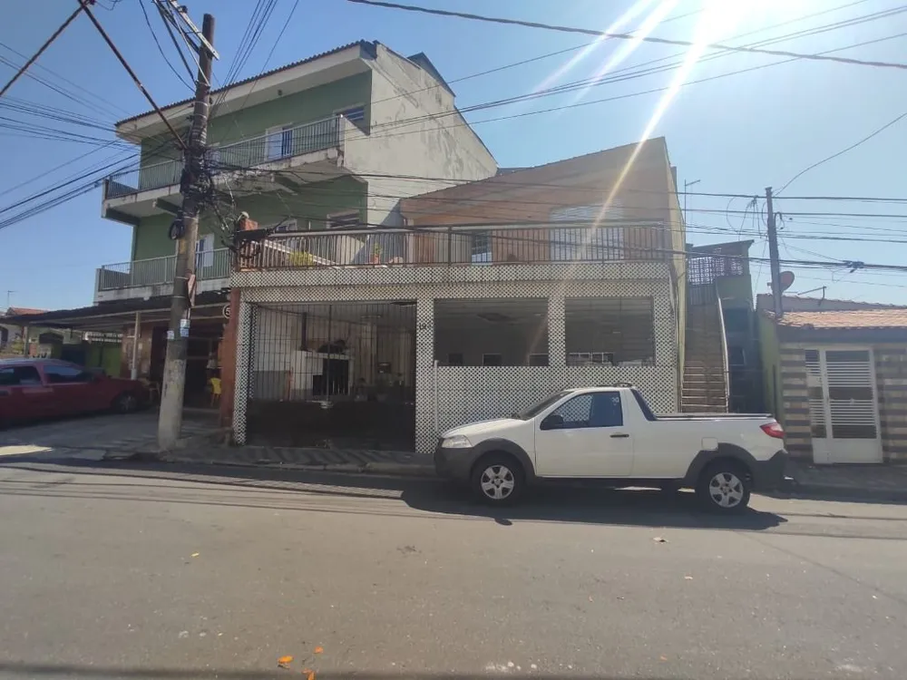 Casa, 6 quartos, 125 m² - Foto 1
