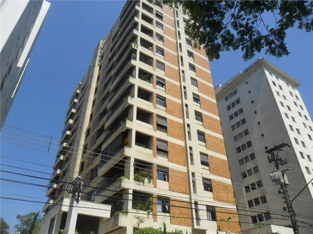 Apartamento, 3 quartos, 236 m² - Foto 2