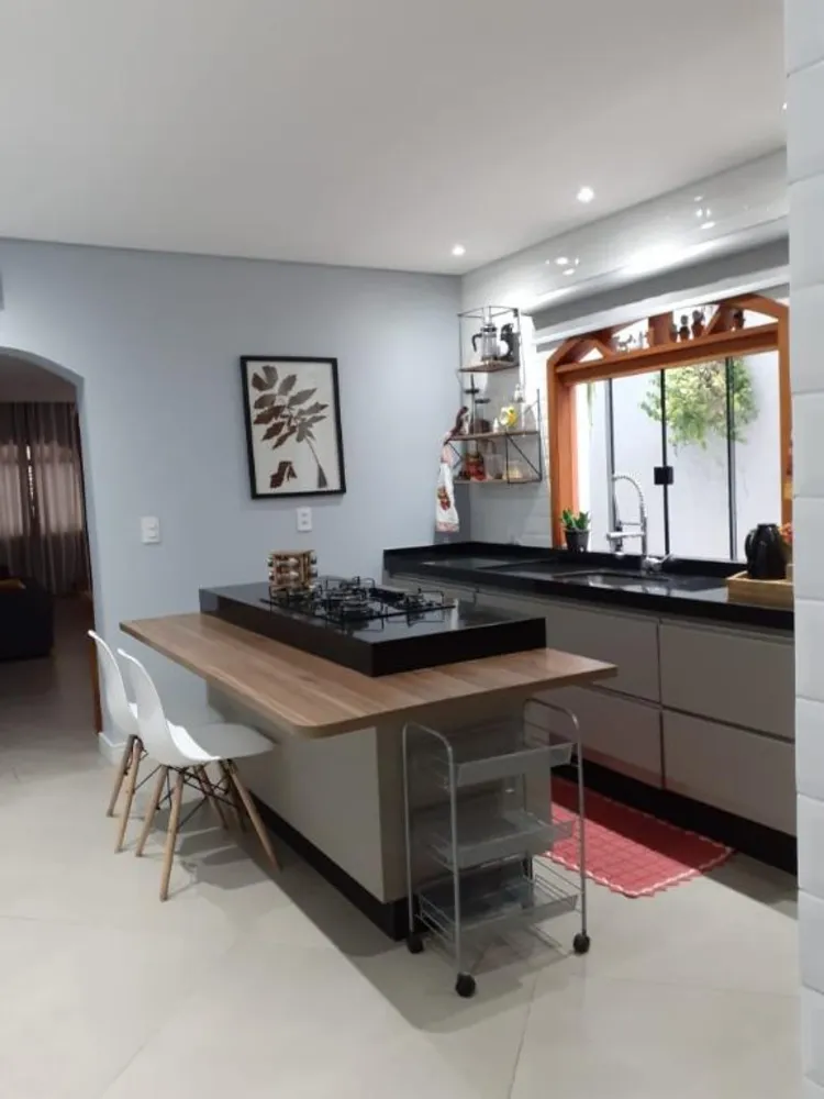 Sobrado, 5 quartos, 180 m² - Foto 4