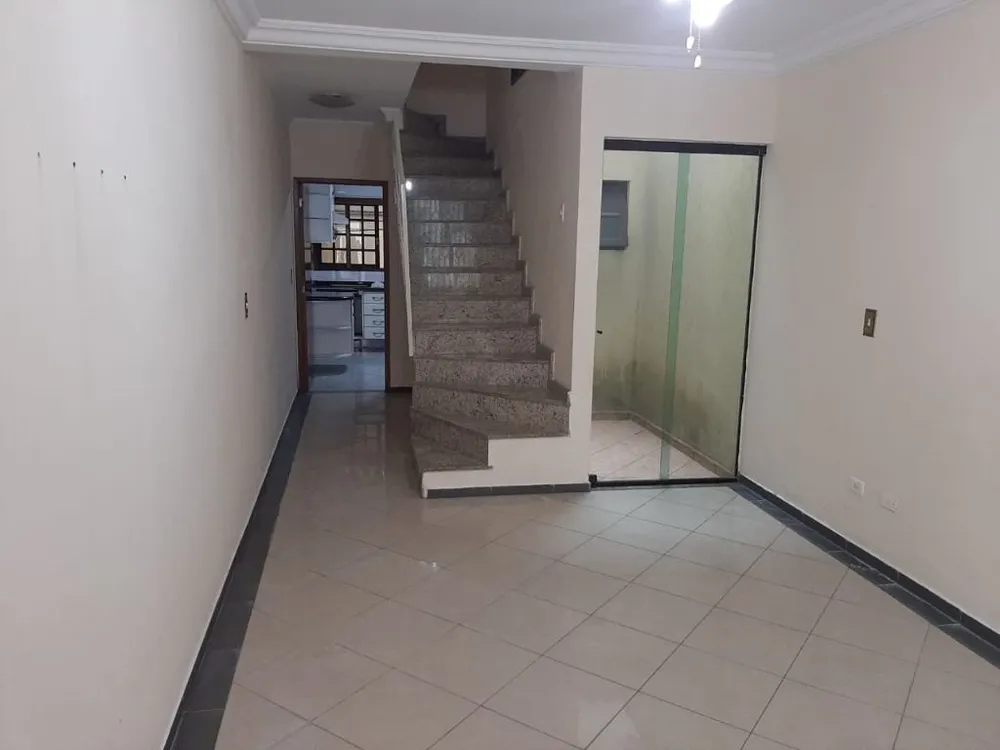 Sobrado, 3 quartos, 160 m² - Foto 1