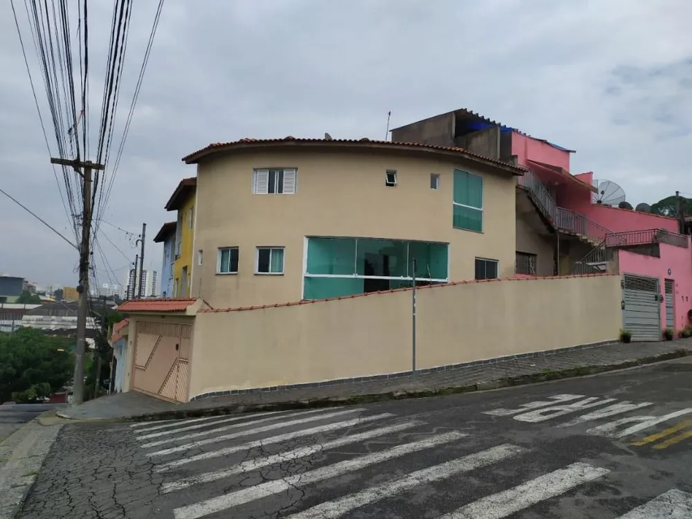 Sobrado, 3 quartos, 220 m² - Foto 2