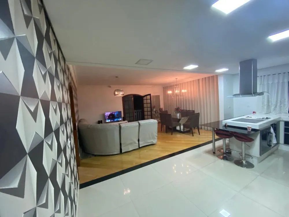 Sobrado, 5 quartos, 598 m² - Foto 3