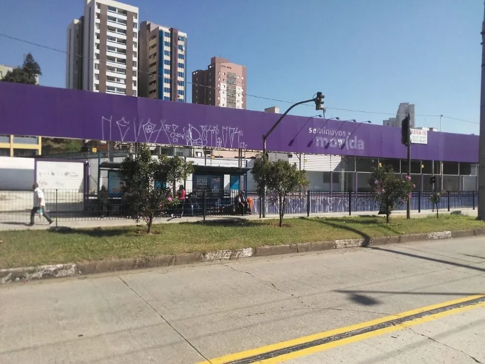 Loja-Salão, 634 m² - Foto 1