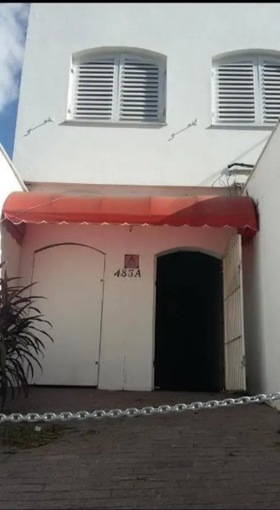 Sobrado, 6 quartos, 240 m² - Foto 1