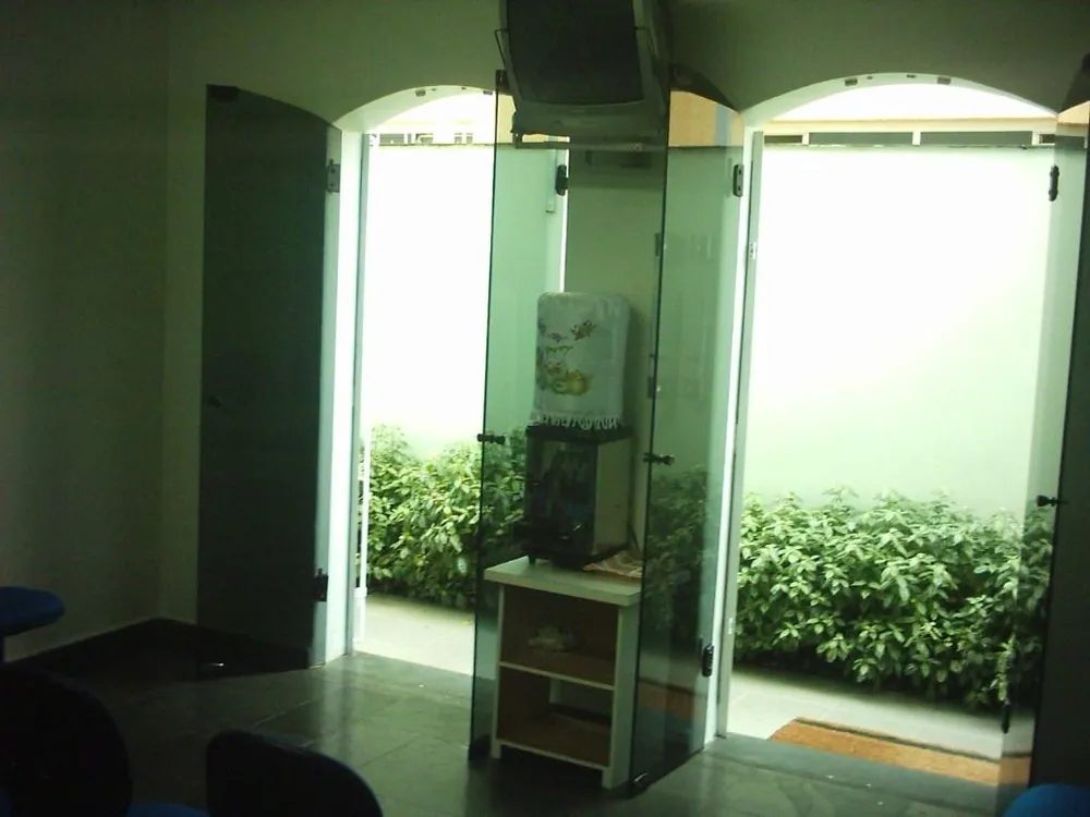 Sobrado, 6 quartos, 240 m² - Foto 3