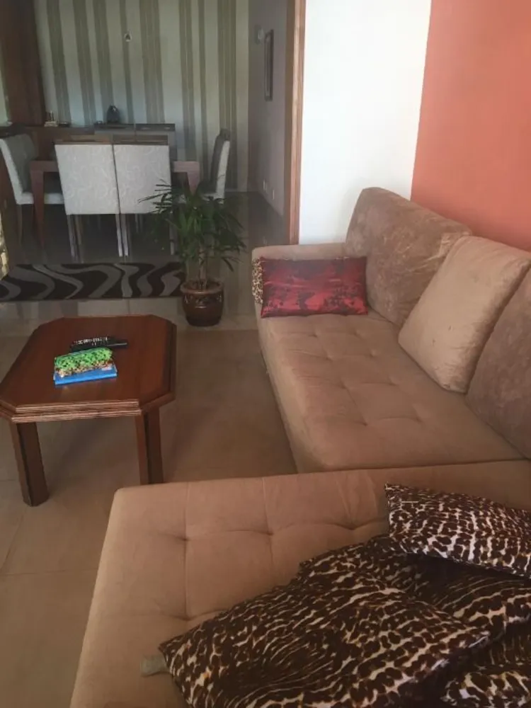 Sobrado, 3 quartos, 277 m² - Foto 2