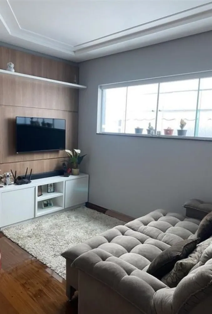 Sobrado, 3 quartos, 272 m² - Foto 2