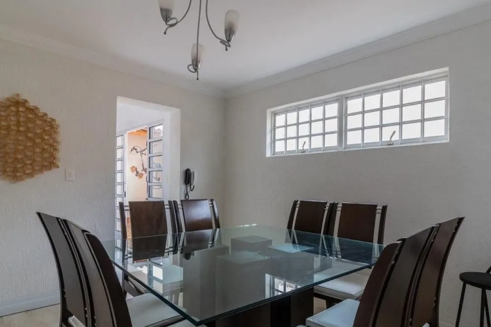 Sobrado, 4 quartos, 240 m² - Foto 2