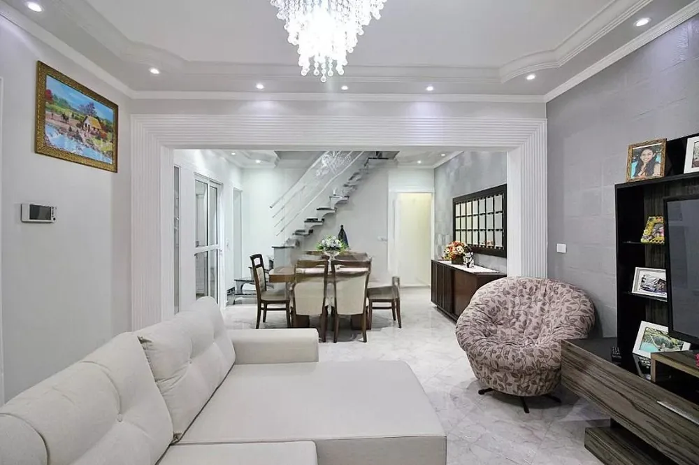 Sobrado, 2 quartos, 230 m² - Foto 1