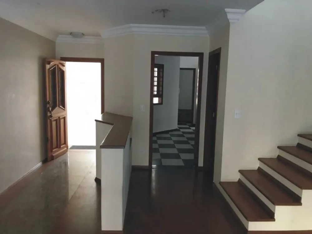 Sobrado, 3 quartos, 230 m² - Foto 1
