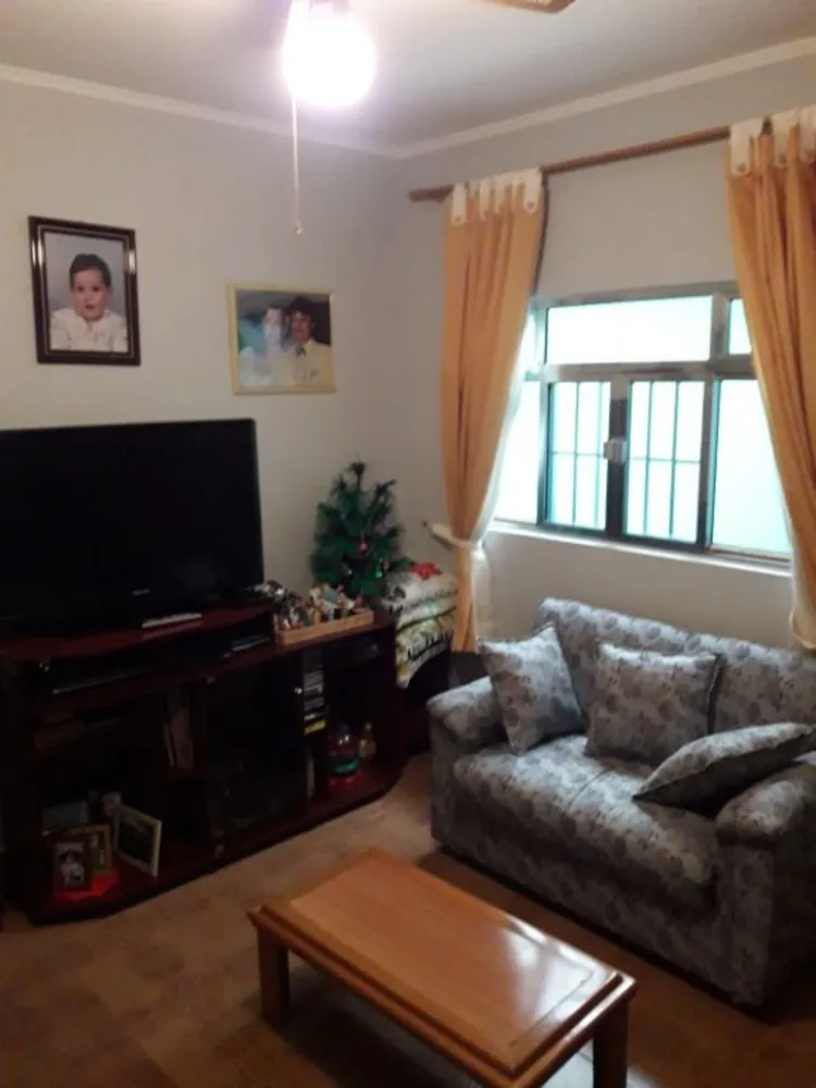 Casa, 3 quartos, 204 m² - Foto 1