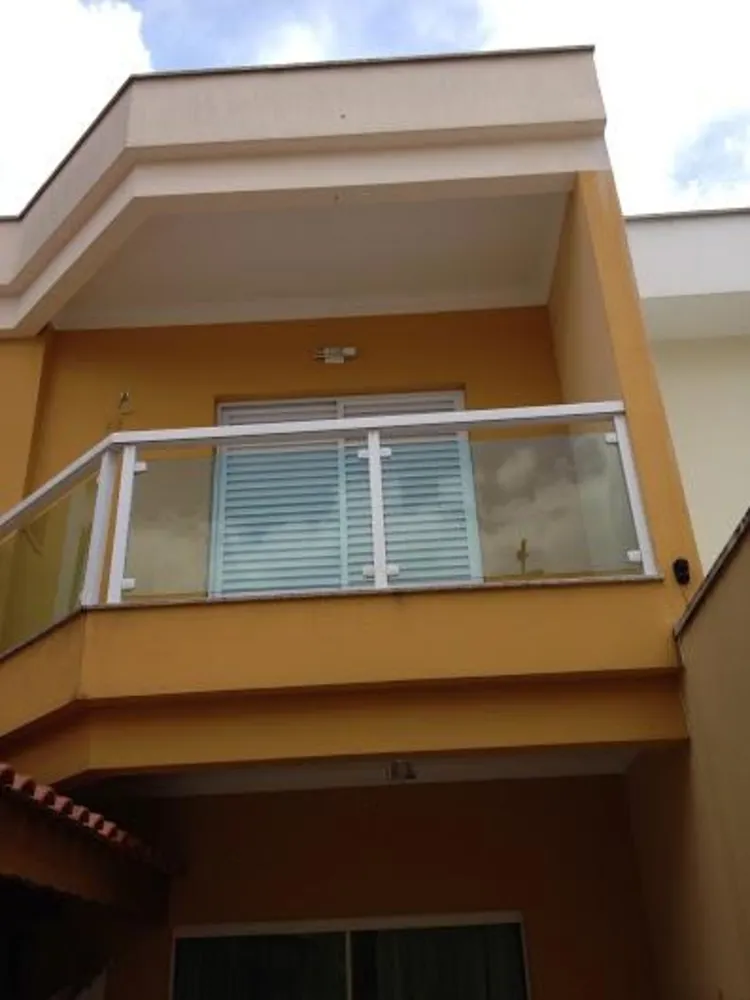 Sobrado, 3 quartos, 226 m² - Foto 1