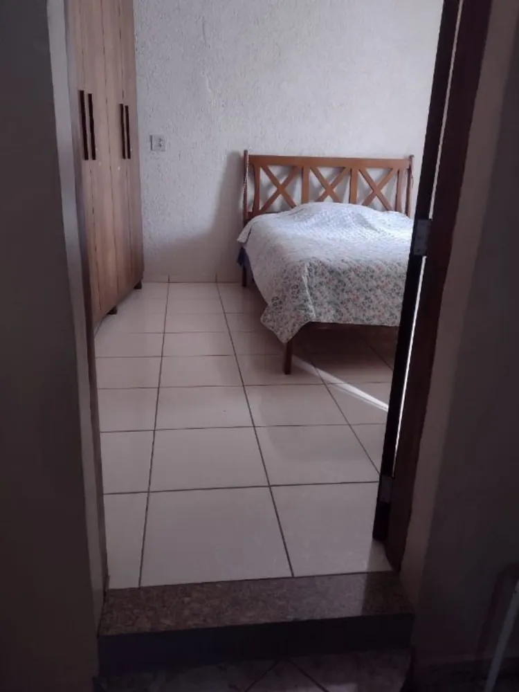 Casa, 2 quartos, 236 m² - Foto 1