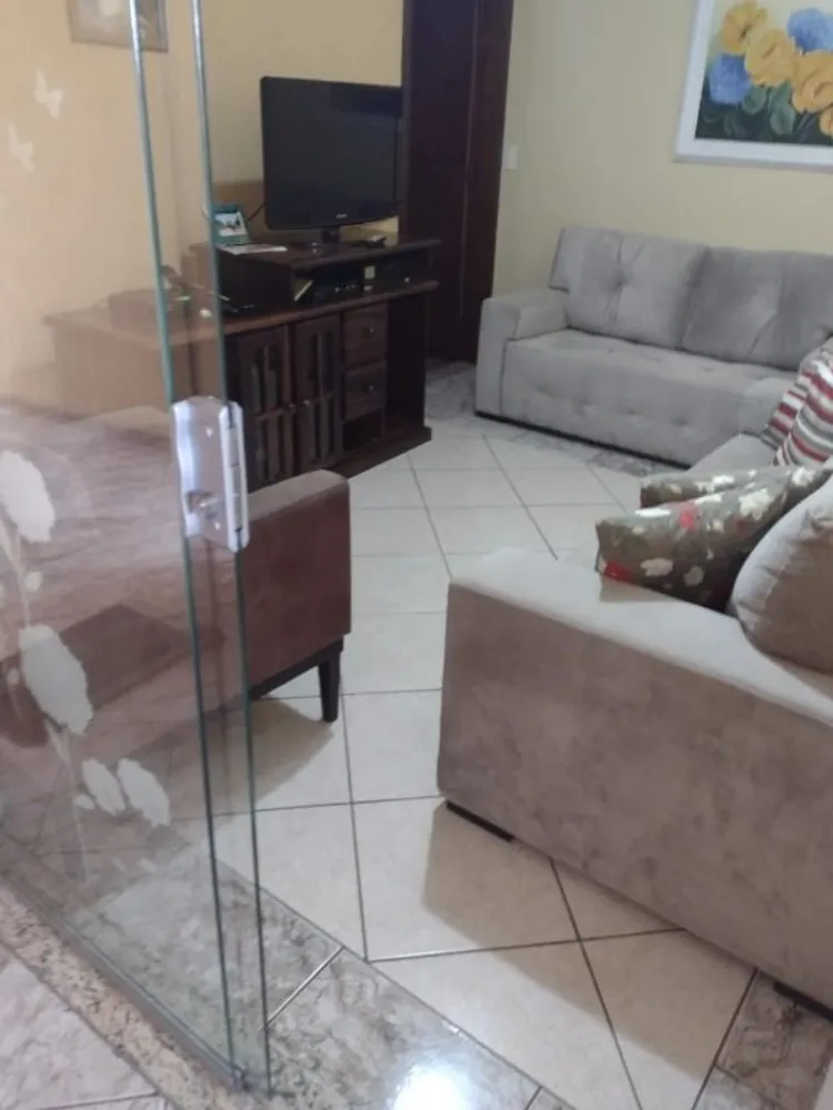 Casa, 2 quartos, 236 m² - Foto 2