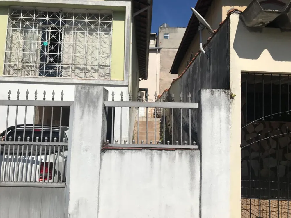 Casa, 3 quartos, 199 m² - Foto 2