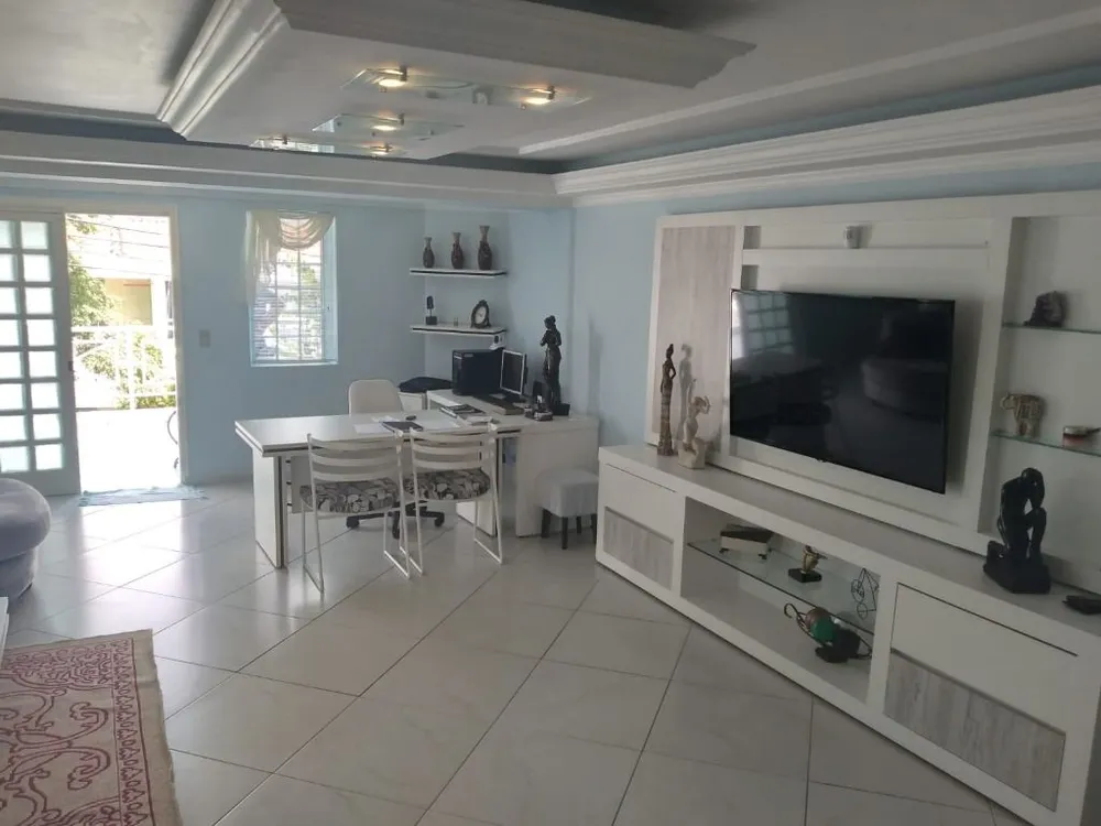 Sobrado, 3 quartos, 325 m² - Foto 3