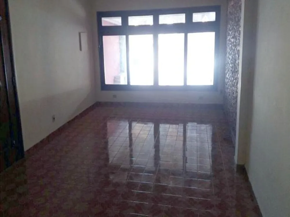 Sobrado, 3 quartos, 180 m² - Foto 2