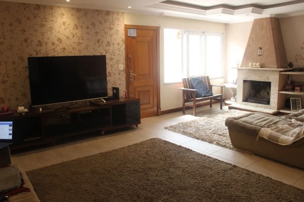 Casa, 4 quartos, 327 m² - Foto 2