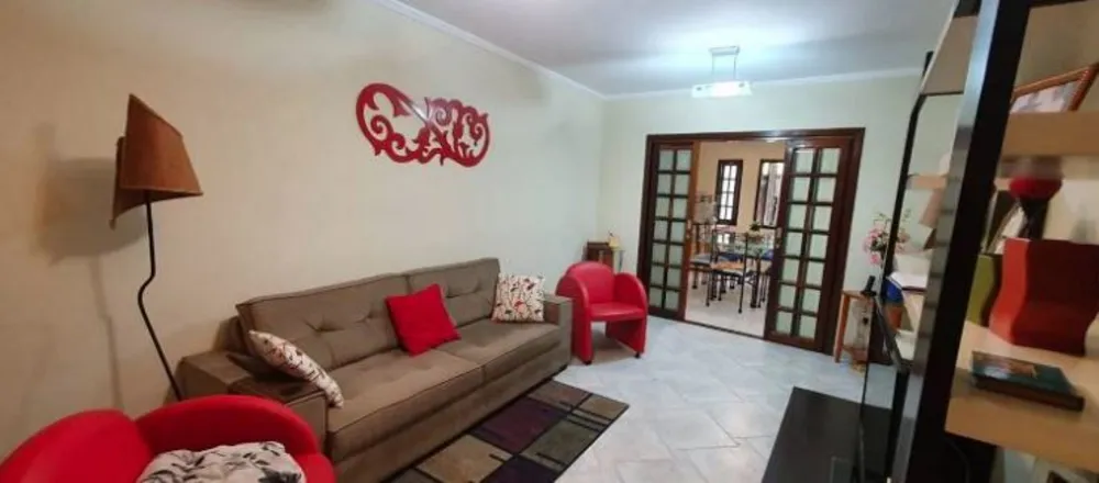 Casa, 2 quartos, 140 m² - Foto 1