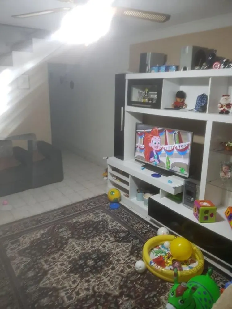 Sobrado, 3 quartos, 243 m² - Foto 3