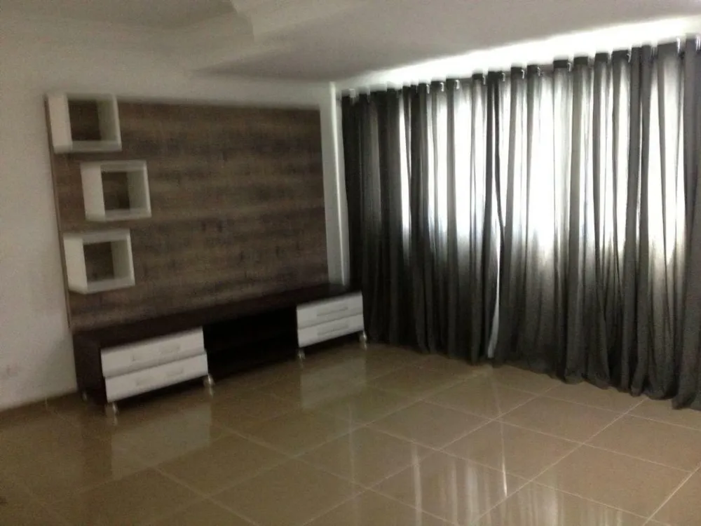 Sobrado, 4 quartos, 250 m² - Foto 1