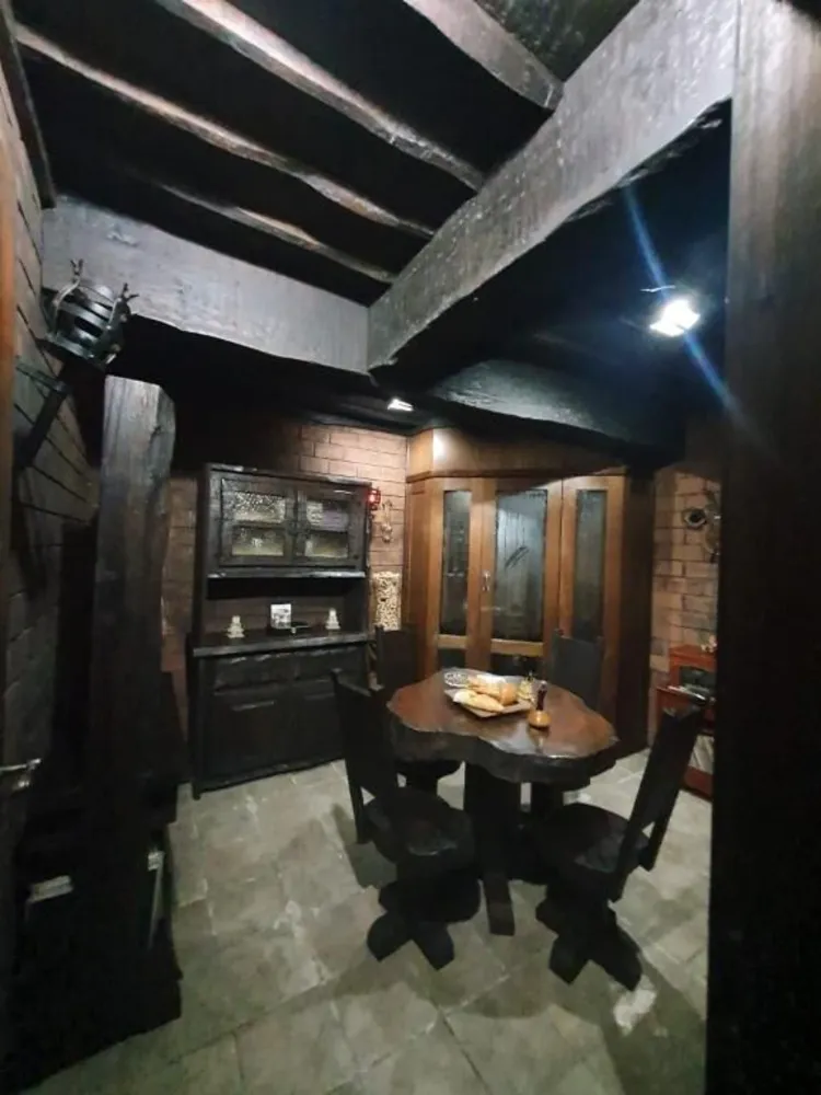 Sobrado, 4 quartos, 557 m² - Foto 4