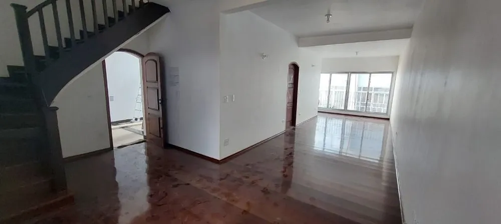 Sobrado, 5 quartos, 460 m² - Foto 1