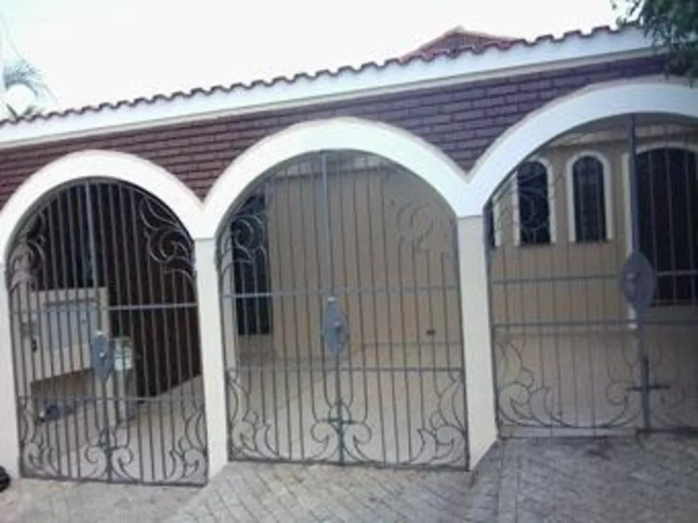 Casa, 3 quartos, 198 m² - Foto 2