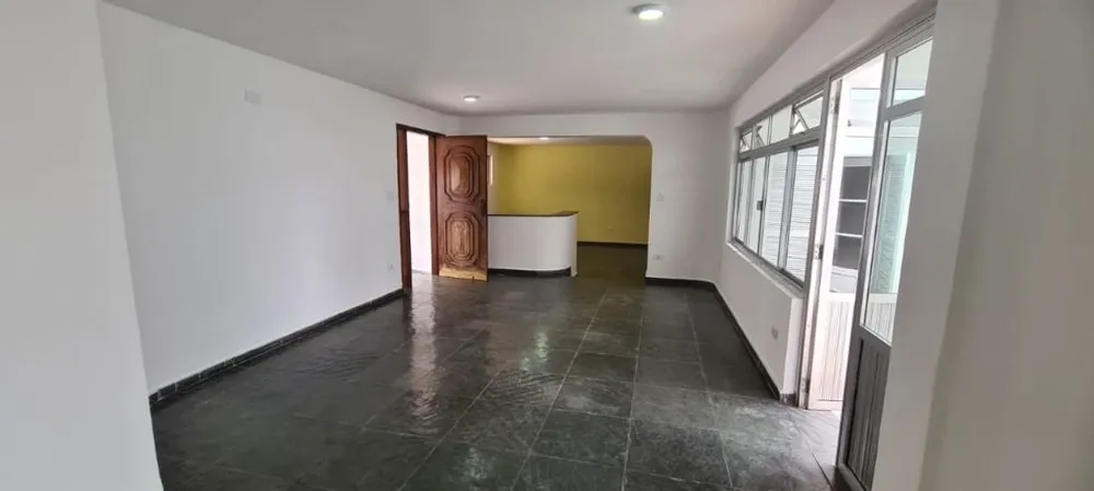 Casa, 3 quartos, 210 m² - Foto 3