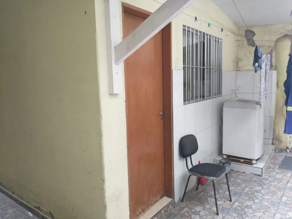 Casa, 1 quarto, 238 m² - Foto 2