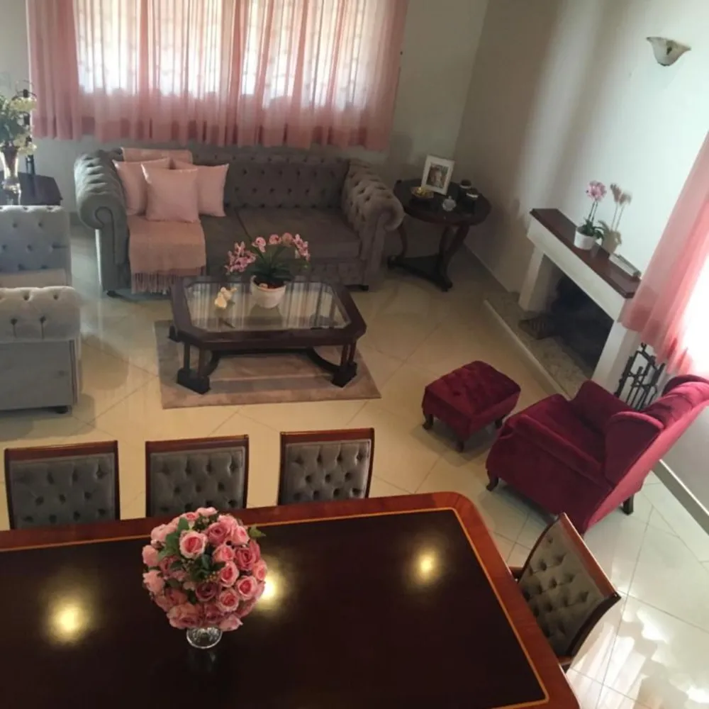 Casa, 3 quartos, 253 m² - Foto 4
