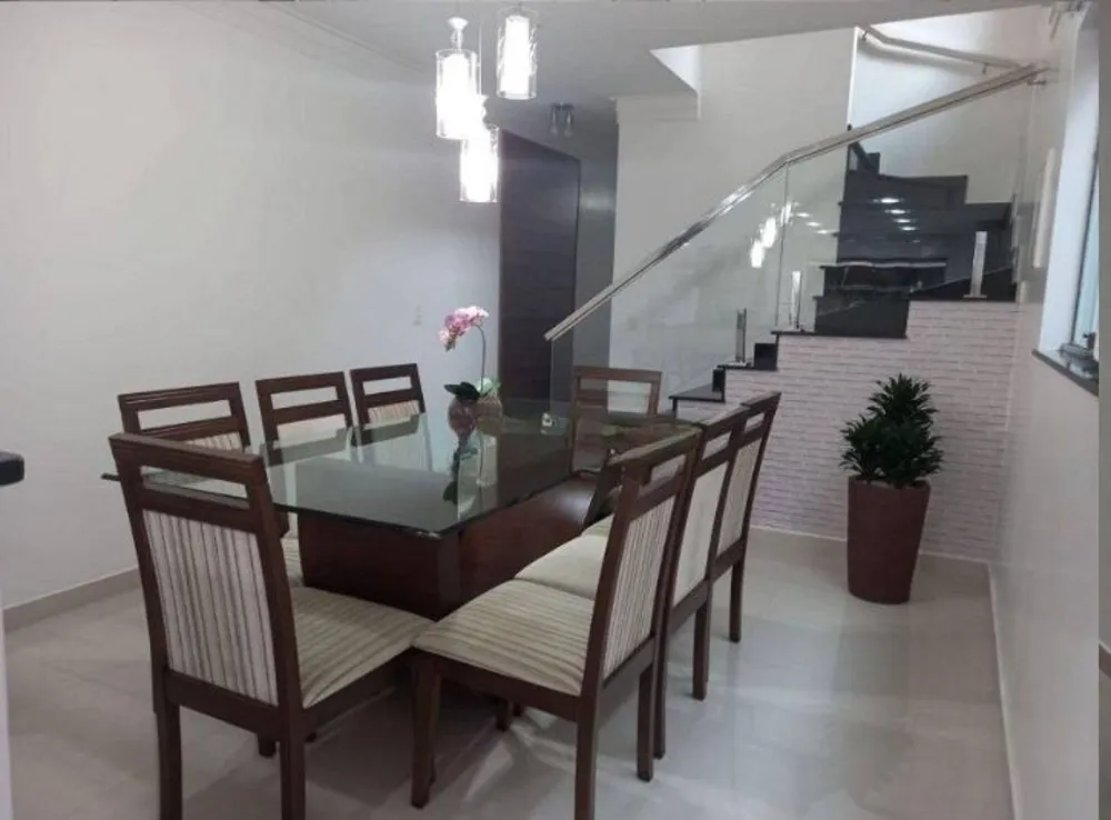 Sobrado, 3 quartos, 183 m² - Foto 2