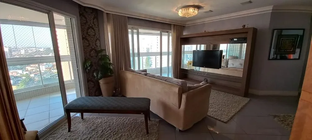Apartamento, 3 quartos, 212 m² - Foto 1