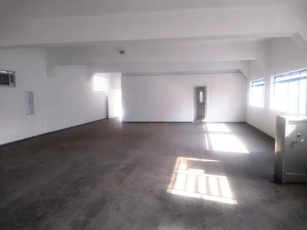Depósito-Galpão, 895 m² - Foto 1