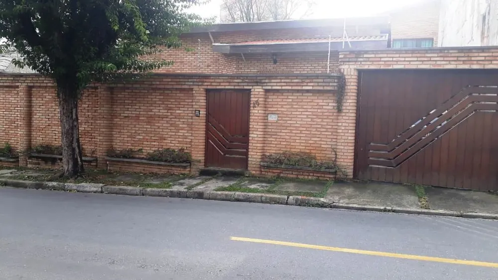 Casa, 6 quartos, 482 m² - Foto 1