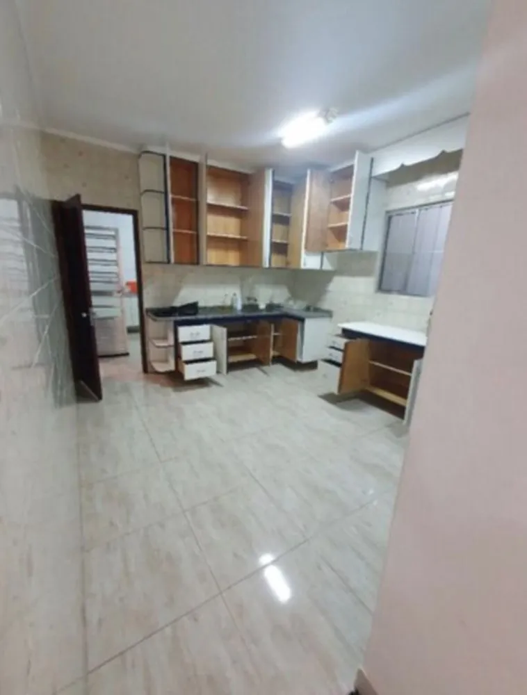 Sobrado, 2 quartos, 360 m² - Foto 2