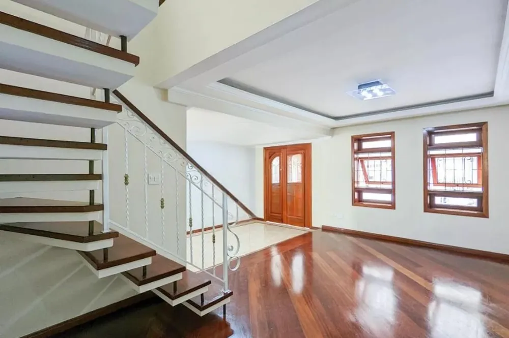 Sobrado, 4 quartos, 234 m² - Foto 1