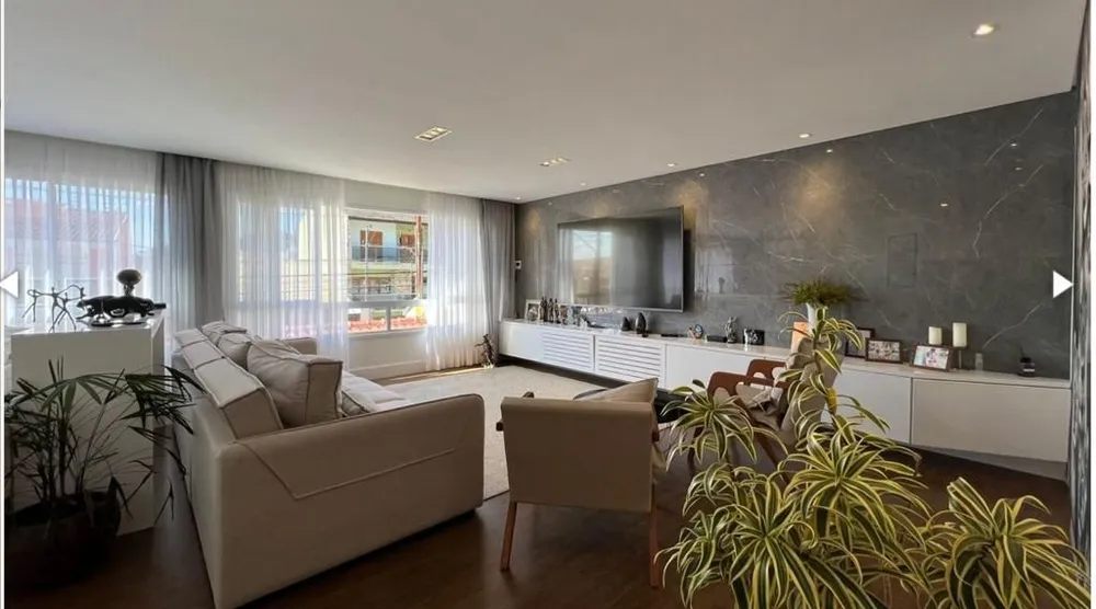 Sobrado, 5 quartos, 323 m² - Foto 1