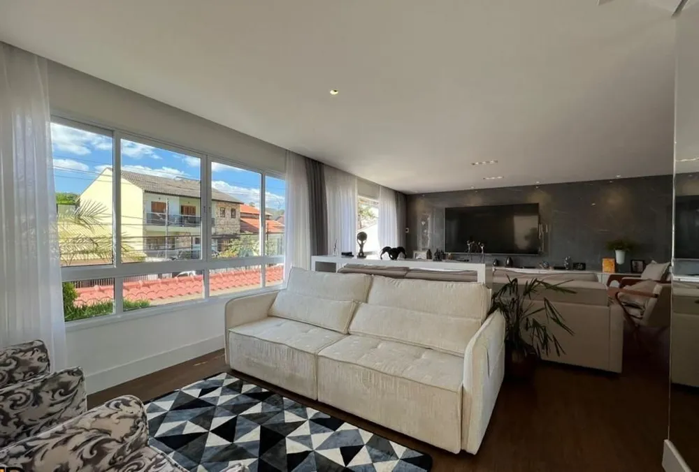 Sobrado, 5 quartos, 323 m² - Foto 4