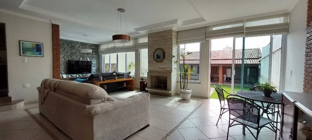 Sobrado, 4 quartos, 300 m² - Foto 2