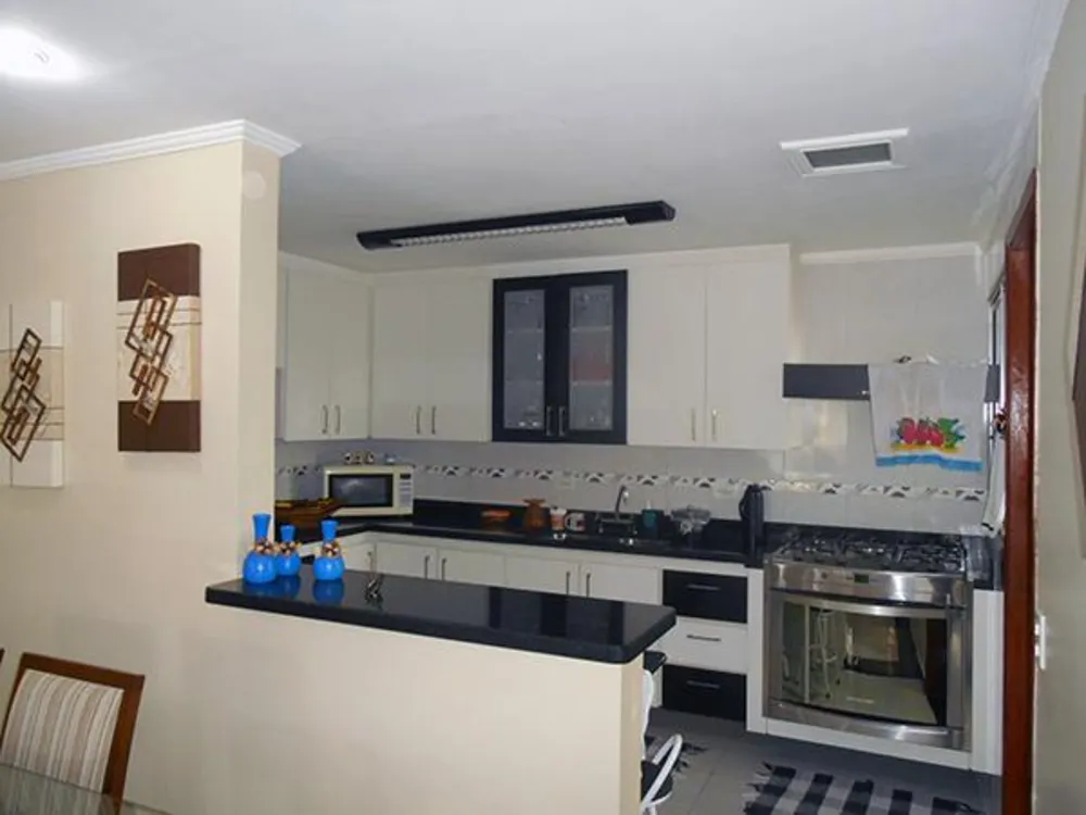 Apartamento, 3 quartos, 100 m² - Foto 2