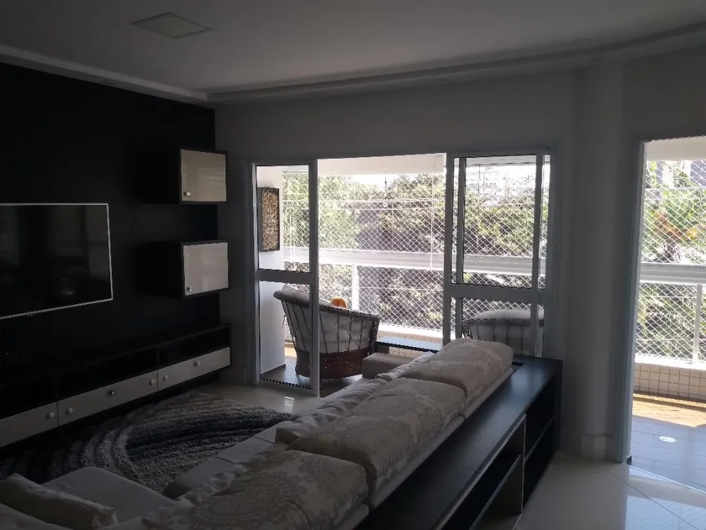 Apartamento, 3 quartos, 156 m² - Foto 2