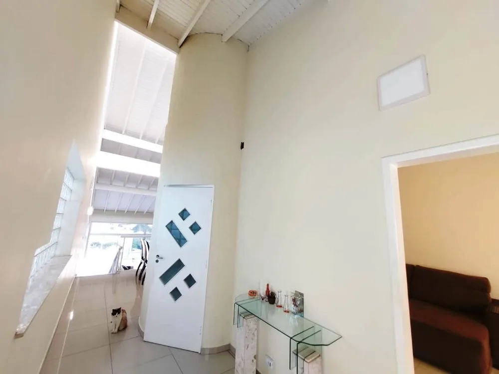 Sobrado, 4 quartos, 1350 m² - Foto 2