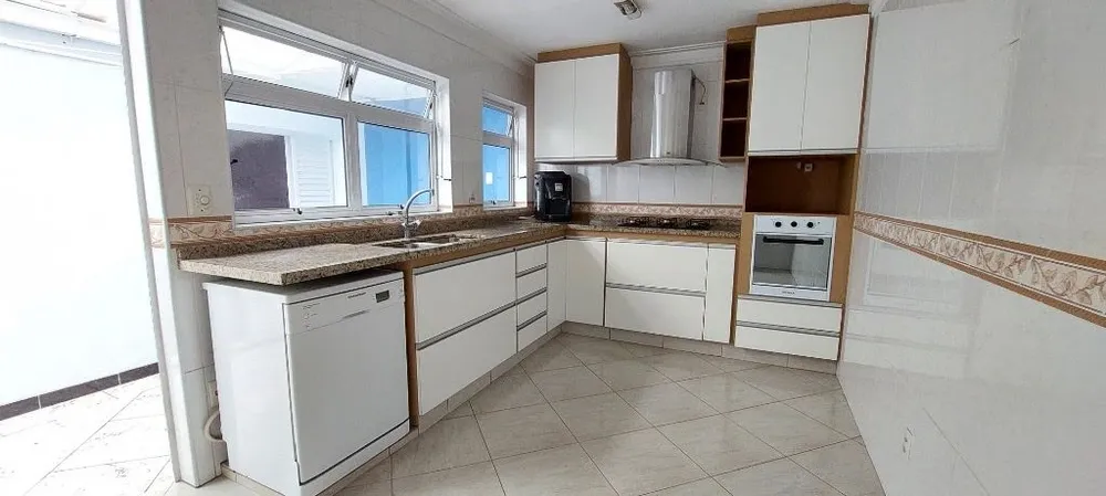 Sobrado, 3 quartos, 210 m² - Foto 3