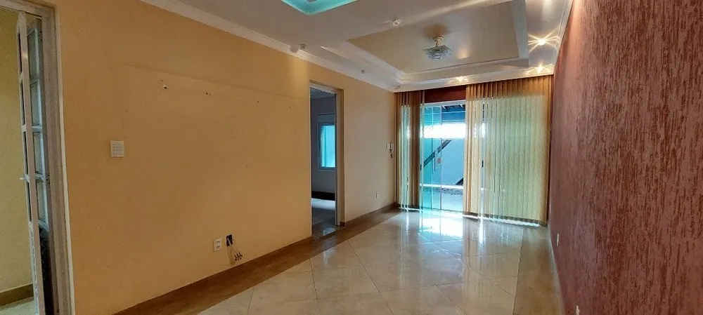 Sobrado, 3 quartos, 210 m² - Foto 2