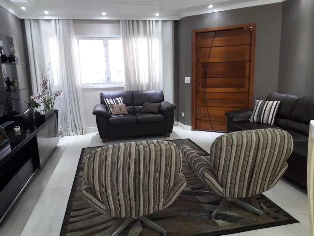 Sobrado, 3 quartos, 226 m² - Foto 1