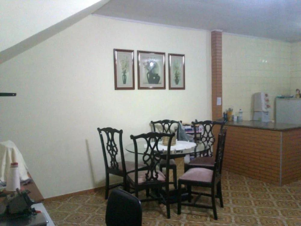 Sobrado, 3 quartos, 193 m² - Foto 1